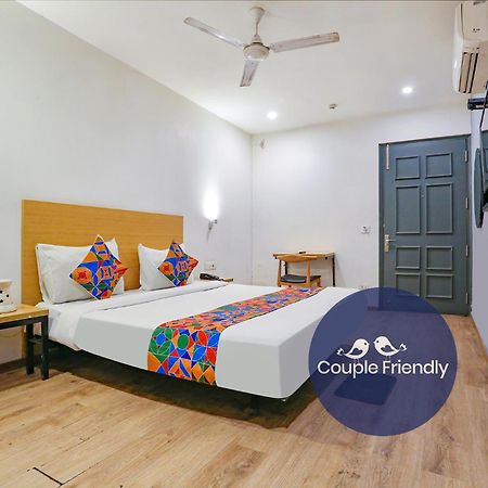 Fabhotel Urban Residency Model Town Yeni Delhi Dış mekan fotoğraf